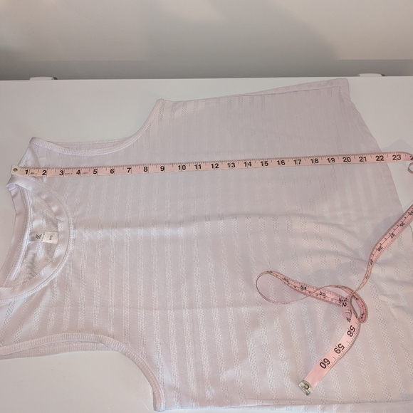 SET OF 2 Workout Tanks - Picture 7 of 13